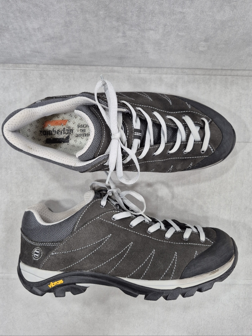 Zamberlan Hiking Shoes men's 9 women's 11 charcoal gray suede rubber toe Vibram